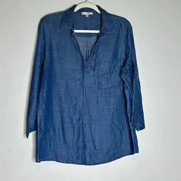 Skies are Blue Denim Top - Picture 1 of 7